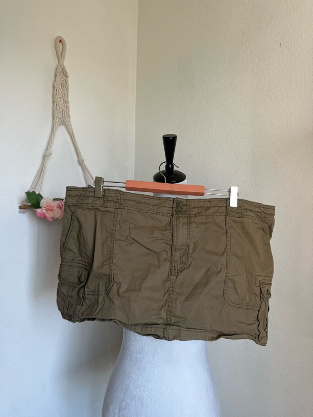 Abercrombie & Fitch Olive Cargo Mini Skirt size XL.